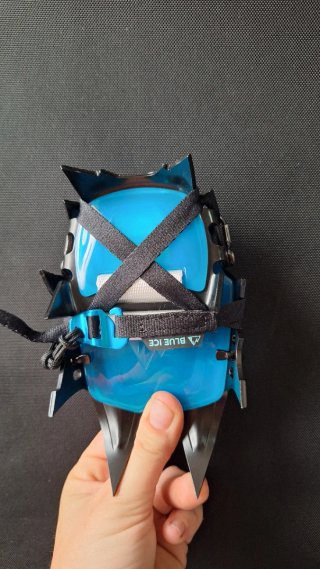 Crampones BLUE ICE Harían  NUEVOS