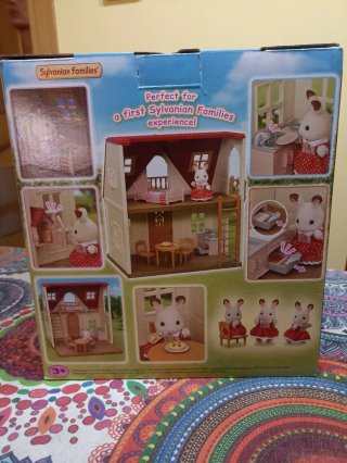 Casa Sylvanian Families Red Roof Cosy Cottage