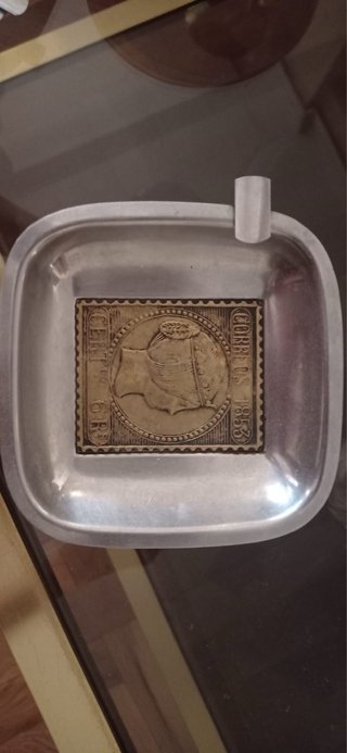 Cenicero Vintage con Sello Correos 1853