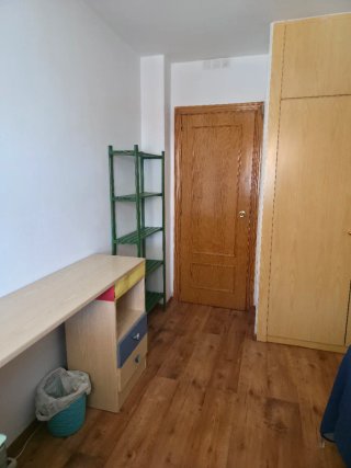 Alquilo habitacion
