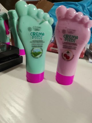 Cosmi Crema Piedi - Verde con aloe e Rosa ciliegia