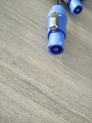 4 Cables Powercon a Schuko Macho 120cm