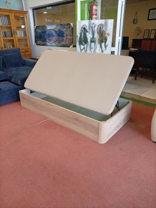 Canapé abatible madera y tela beige