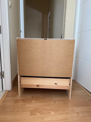 Cómoda 3 cajones de madera en blanco