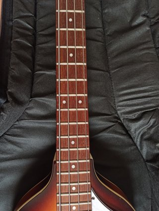Bajo Höfner Ignition Sunburst