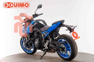 SUZUKI GSX-8S