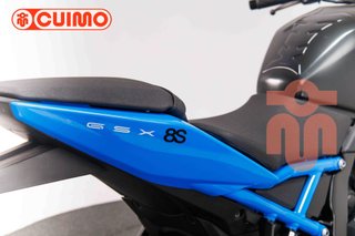 SUZUKI GSX-8S