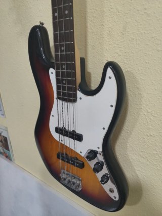 Bajo Eléctrico XP Tobacco Sunburst