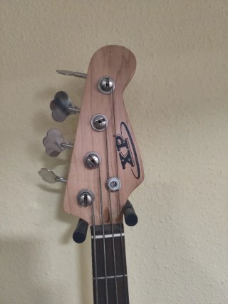 Bajo Eléctrico XP Tobacco Sunburst