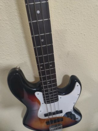Bajo Eléctrico XP Tobacco Sunburst
