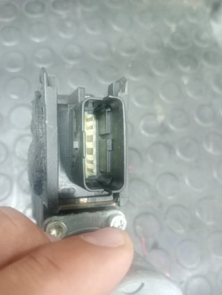 Motor elevalunas peugeot 308 4puertas (copiloto)