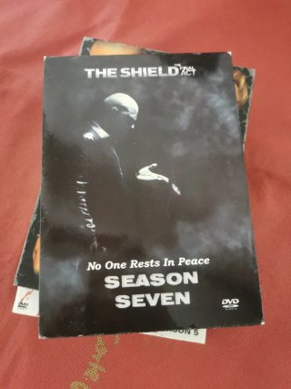 DVD The Shield seasons 4, 5, 6