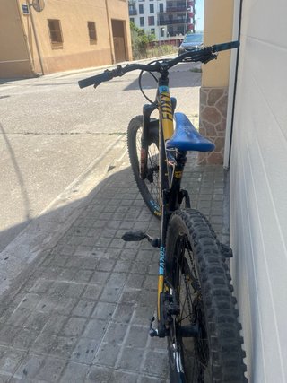 Mondraker Foxy R Enduro Bici