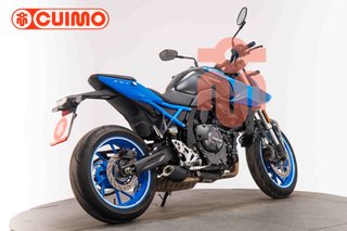 SUZUKI GSX-8S