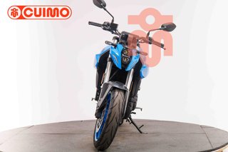 SUZUKI GSX-8S