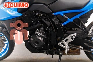 SUZUKI GSX-8S