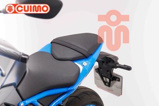SUZUKI GSX-8S
