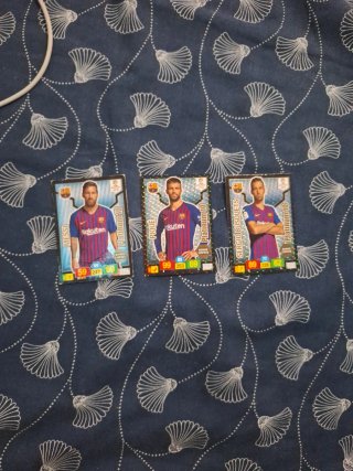 Cromos Panini Platinum 10 Messi Piqué Busquets