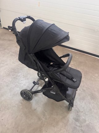 Silla de paseo negra