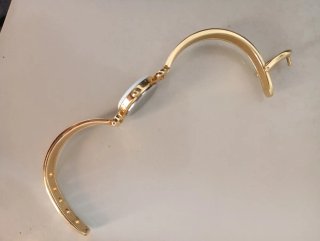 Reloj Peugeot Cuarzo Dorado Blanco