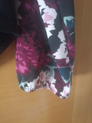 Body Lefties floral talla M