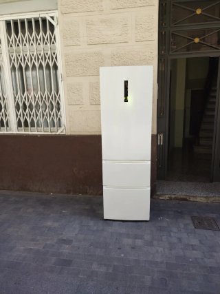 Nevera blanca