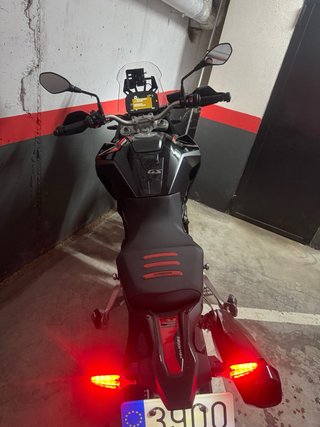 BMW F900GS. cambio o vendo
