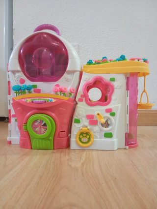 Casa Pinypon con figuras y accesorios