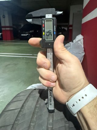 Neumáticos Bridgestone Potenza S005 235/35/19