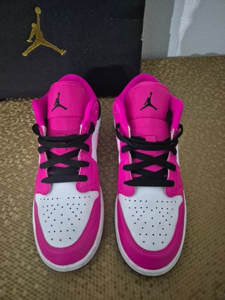 Air Jordan 1 Low Fierce Pink Tg. 37.5