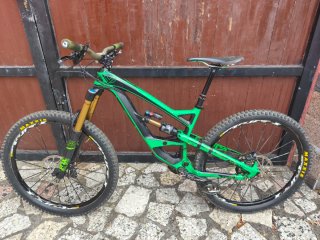 YT Capra Carbono Talla S