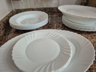 Lote Vajilla Blanca Cerámica/Porcelana