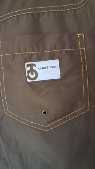 Pantalón corto hombre verde oliva
