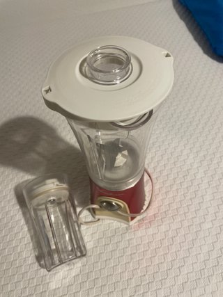 Batidora Moulinex Roja y Crema