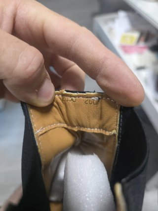 Botas cuero punta dividida hombre talla 260