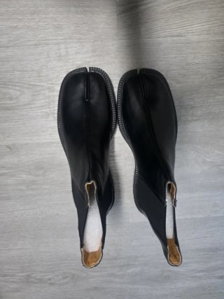 Botas cuero punta dividida hombre talla 260