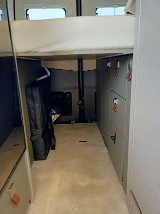 Camper Hymer Canyon S 600 techo elevable 4 plazas