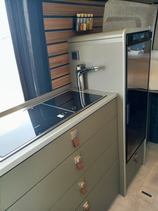 Camper Hymer Canyon S 600 techo elevable 4 plazas