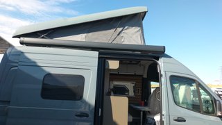 Camper Hymer Canyon S 600 techo elevable 4 plazas