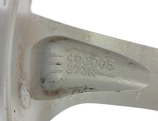 2379552 403005049r llanta renault megane iv zen