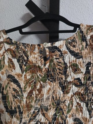 Vestido largo estampado hojas