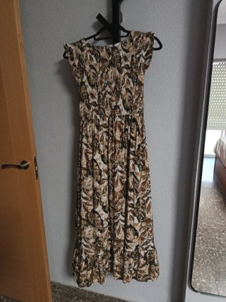 Vestido largo estampado hojas