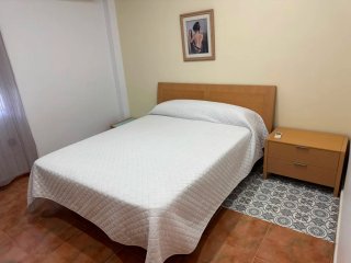 Se alquila un chalet en  urbanización bella vista