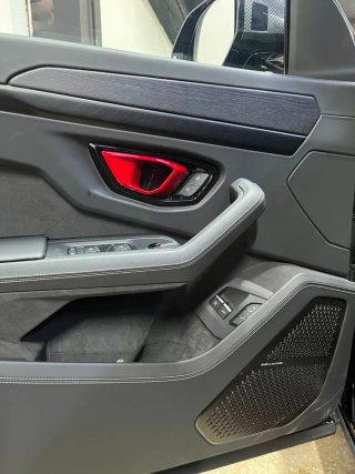 Lamborghini Urus 2025