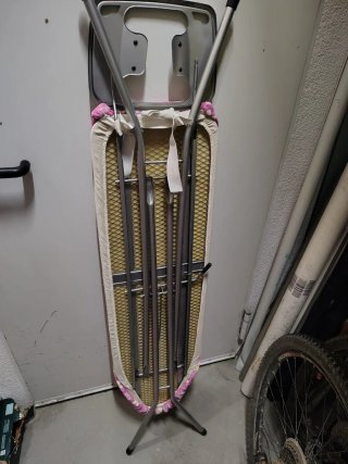 Tabla de planchar casi nueva