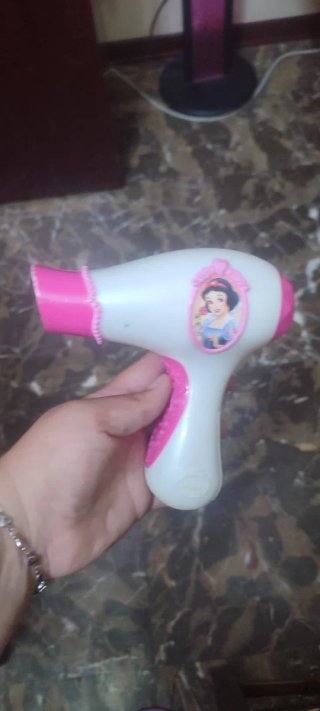 Giochi bambina: asciugacapelli e specchio
