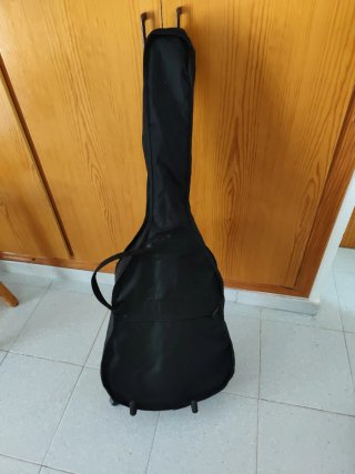 Guitarra Clásica Stagg C548 + Funda + Soporte