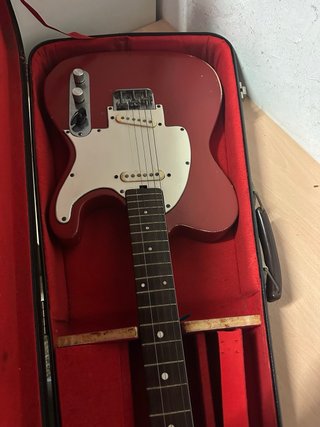Guitarra Eléctrica Delfos Roja