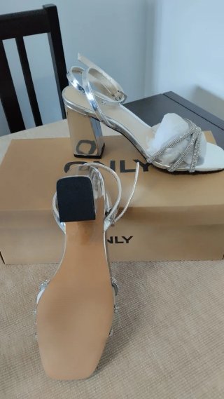 Sandalias ONLY Plata con Brillantes
