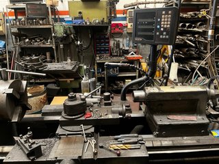 Torno de metal industrial